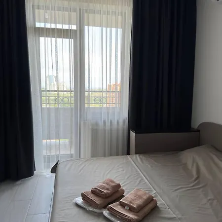 In Acropolis Rc, Arcadia Apartment